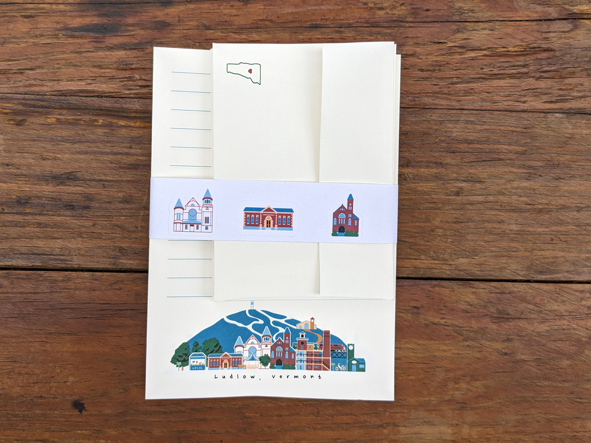 Ludlow | Stationary Set | 12 Sheets Paper + 6 Envelopes + Stickers
